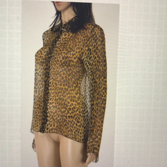 Dolce and Gabbana animal print silk blouse - Picture 2 of 7